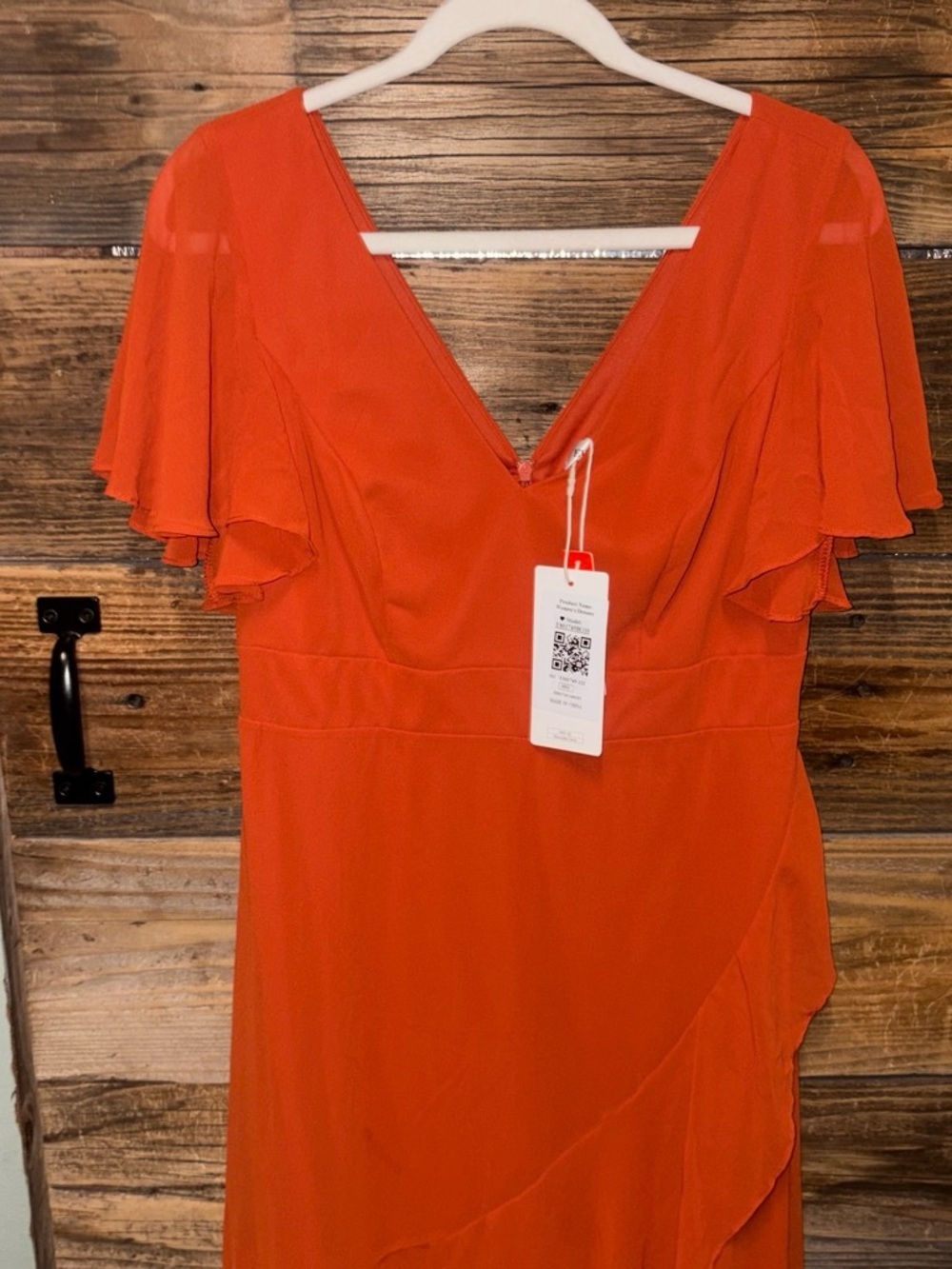 Rust Ruffled V-Neck Maxi Dress - Women - Picture 3 of 7